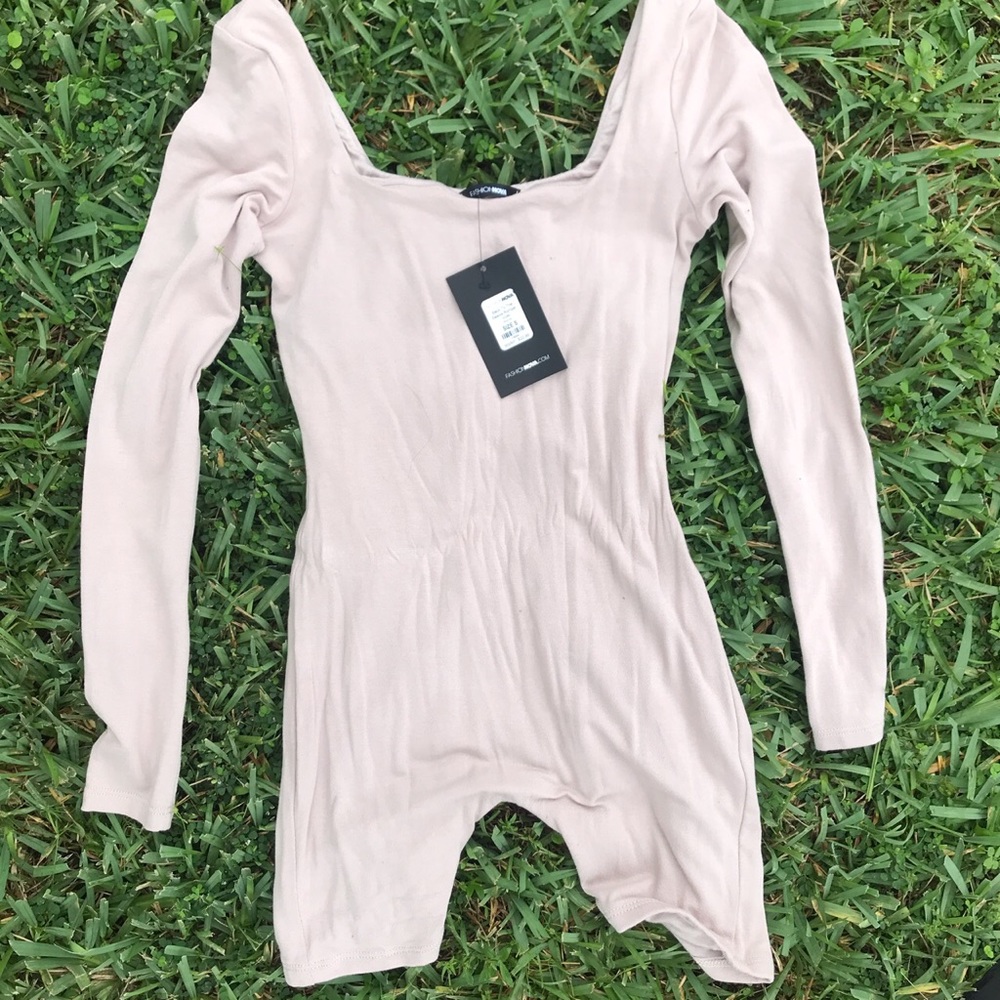 Jump short suit